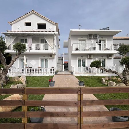 Villa Antonis Deluxe Apartments Ammoudi Dış mekan fotoğraf