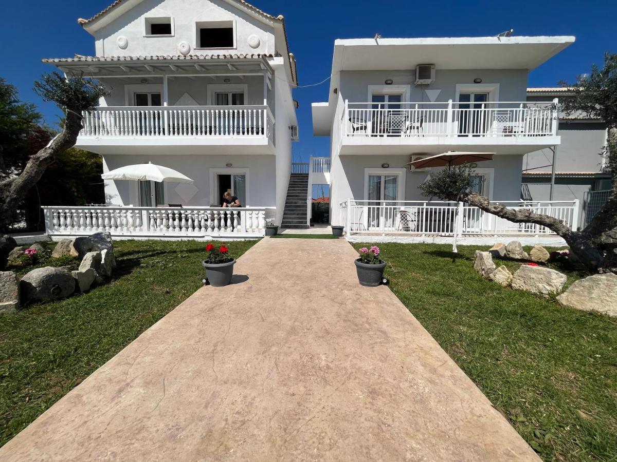 Villa Antonis Deluxe Apartments Ammoudi Dış mekan fotoğraf