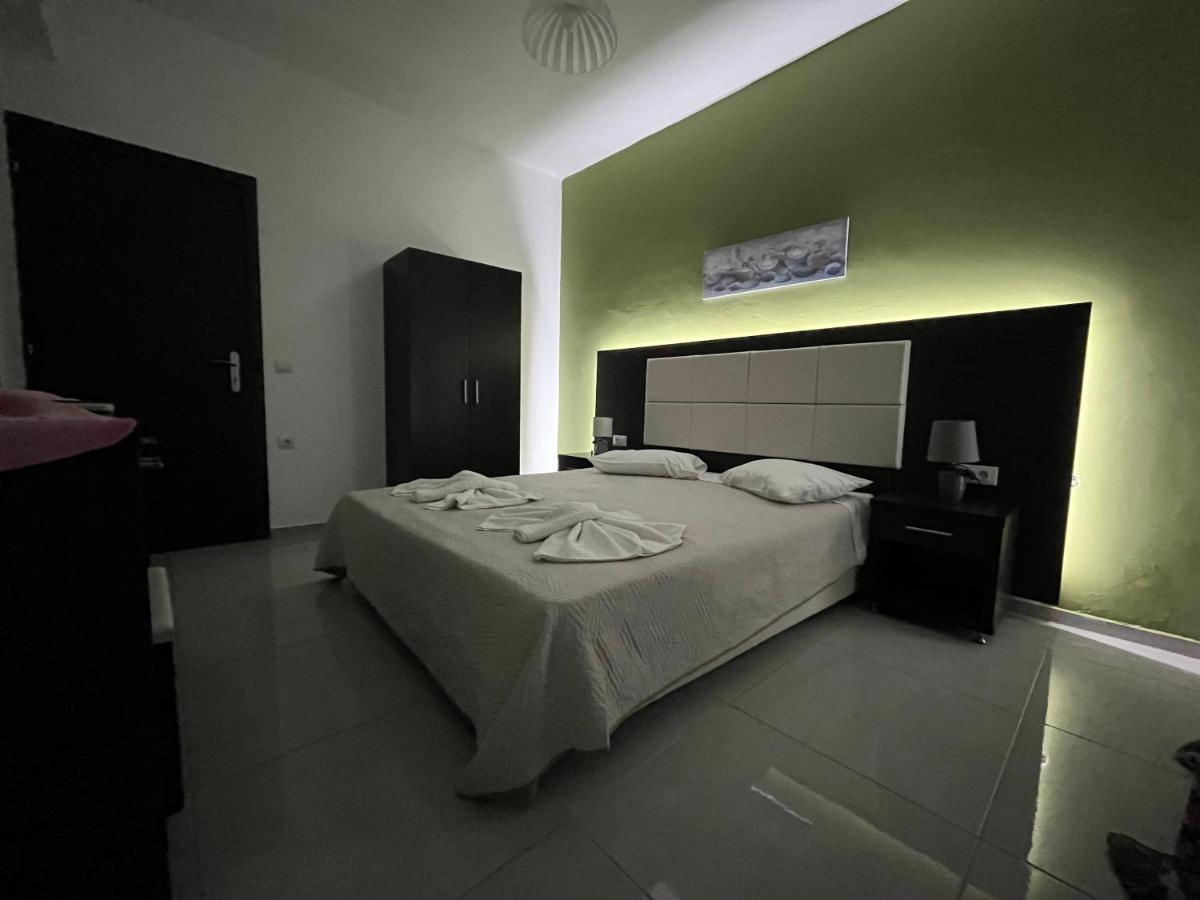 Villa Antonis Deluxe Apartments Ammoudi Dış mekan fotoğraf