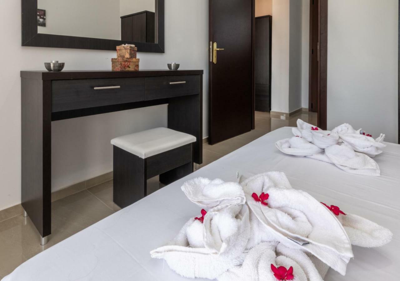 Villa Antonis Deluxe Apartments Ammoudi Dış mekan fotoğraf