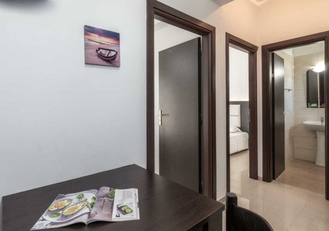 Villa Antonis Deluxe Apartments Ammoudi Dış mekan fotoğraf