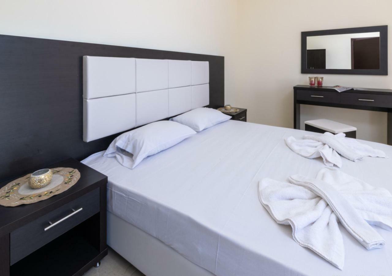 Villa Antonis Deluxe Apartments Ammoudi Dış mekan fotoğraf
